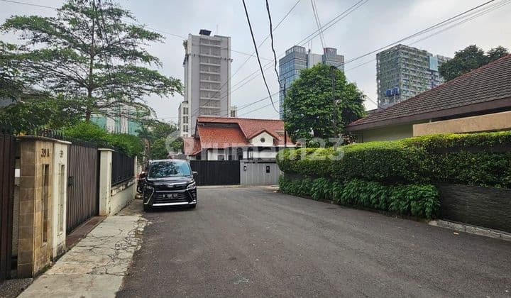 Price Drop Dream home for living and business can be divided into two (260 m2 and 200 m2), strategic location behind Cilandak Town Square (Citos) South Jakarta