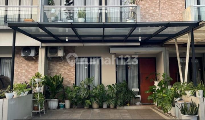 Beautiful House in Kebagusan Townhouse, South Jakarta