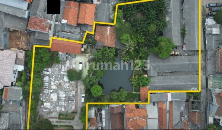 LAND FOR SALE IN JATIPADANG PEJATEN
STRATEGIC LOCATION SUITABLE FOR TOWNHOUSE
AREA BEHIND PEJATEN VILLAGE