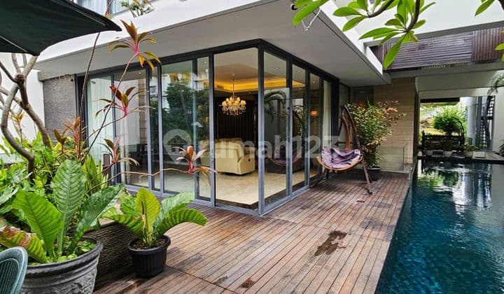 Turun Harga Drastis ..rumah Mewah Dan Modern Di Simprug Golf