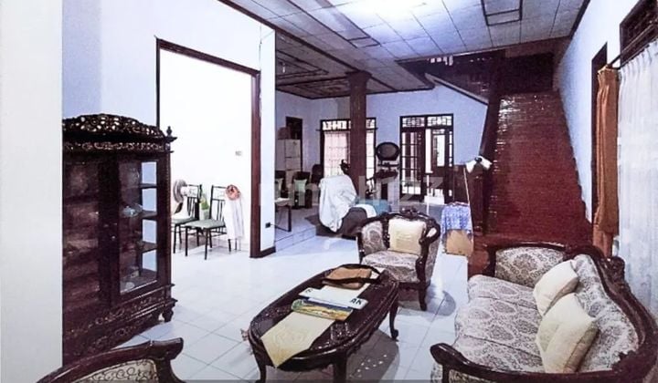 Old House in Cipete Fatmawati Near MRT Station with Commercial Permit