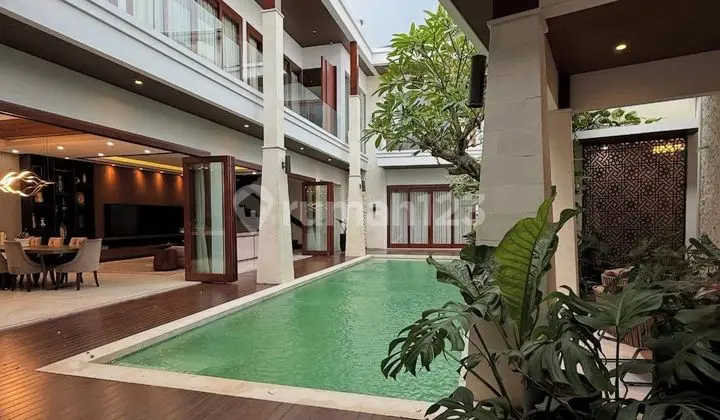 For Sale: Luxury Tropical Bali-Style House in Kebagusan Complex, Tb Simatupang, South Jakarta