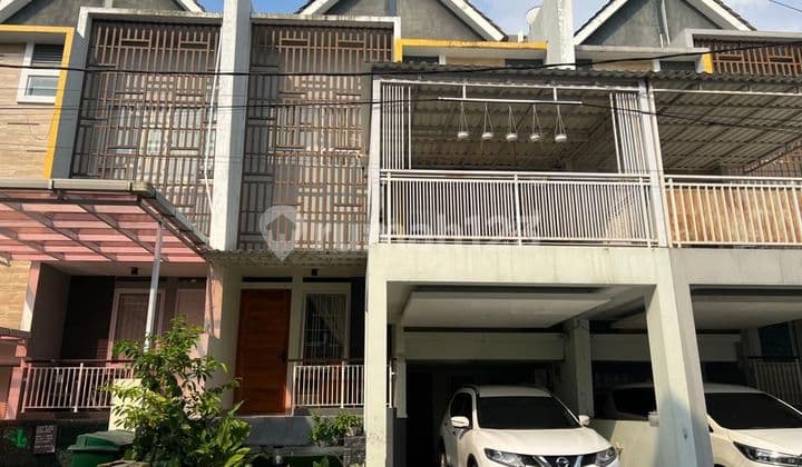 For Sale Town House Cirendeu One Gate System South Tangerang