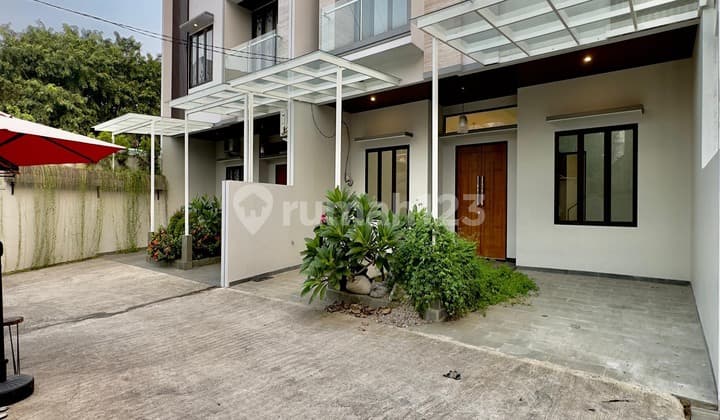 For Sale Only 1 Unit Left, Brand New Modern Minimalist House, in Wijaya Kebon Baru