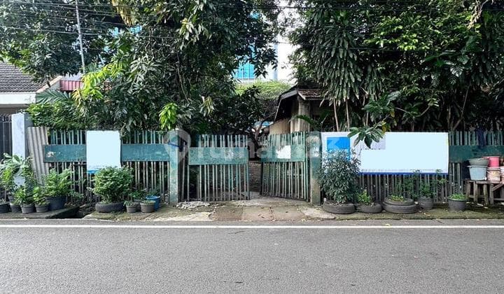 For Sale Rumah Tua Hitung Tanah Cocok untuk Kantor bisa Bangun 5 Lantai Jakarta Pusat