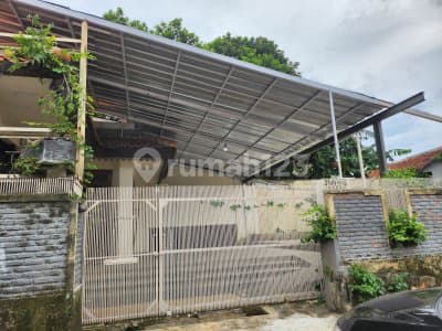 Dijual Rumah Siap Huni Hitung Tanah Strategis di Terogong Jakarta Selatan