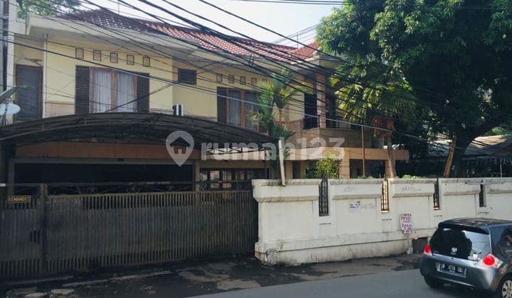 Dijual Rumah di Kemang Raya Depan Mc D Strategis Area Cocok untuk Usaha Jakarta Selatan