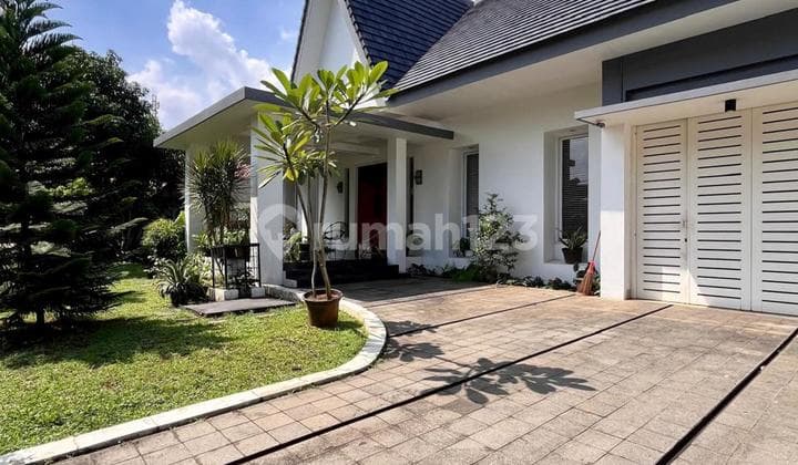 For Sale Single House Row on Jalan Lebar, Jagakarsa, South Jakarta.