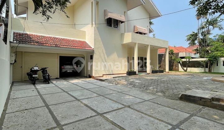 Dijual Rumah Rasa Hotel Rasamala. Menteng Dalam Jakarta Selatan