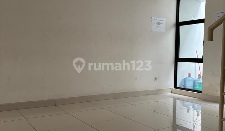 Ruko Strategis Menteng Metland - LT 75M², 3 Lantai, Banyak Potensi Usaha!