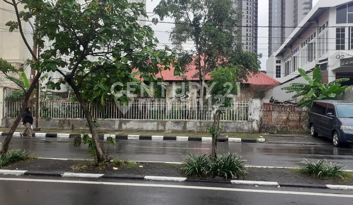Rumah Tua Lokasi Strategis Di Jalan Gereja Ayam Pasar Baru Rumah Tua Lokasi Strategis Di Jalan Gereja Ayam Pasar Baru