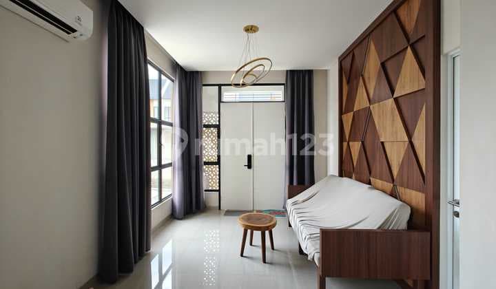 Dijual Rumah Bagus Full Furnished Di Kraton Residence Hoek