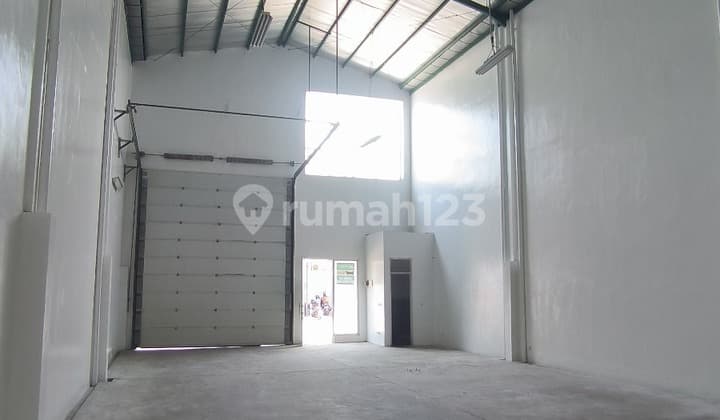 Disewaka Gudang Sedayu Bizpark Daan Mogot Siap Huni