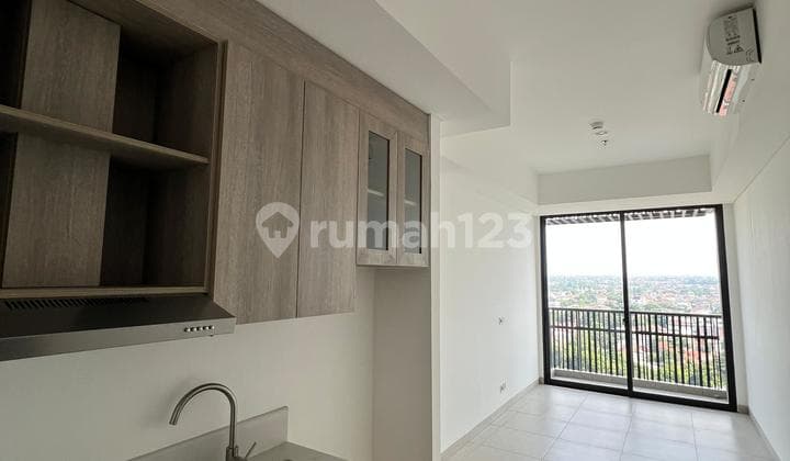 Modern Strategic Apartment for Rent at Fatmawati City Center