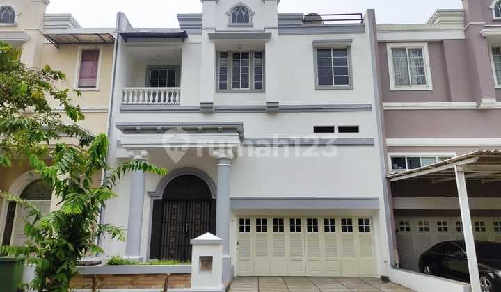 Disewakan Rumah Modern Damar Golf PIK Hadap Selatan Siap Huni