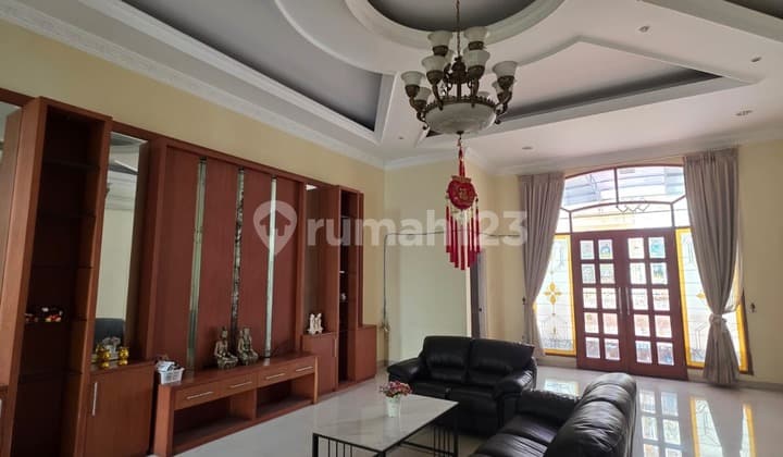 Disewakan Rumah Modern Cendana Golf PIK Siap Huni Strategis