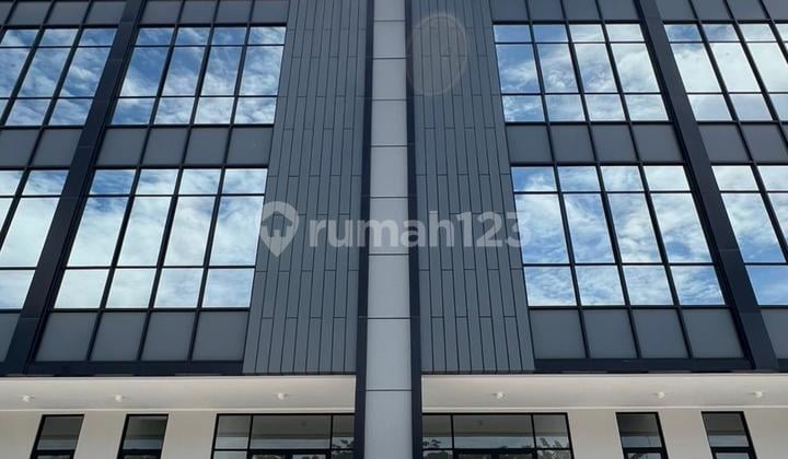 Disewakan Rukan Modern MarinaBay PIK2 Tipe Holywood Siap Huni