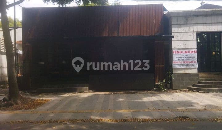Dijual Rumah Cocok untuk Cafe Jl Progo Riau Bandung