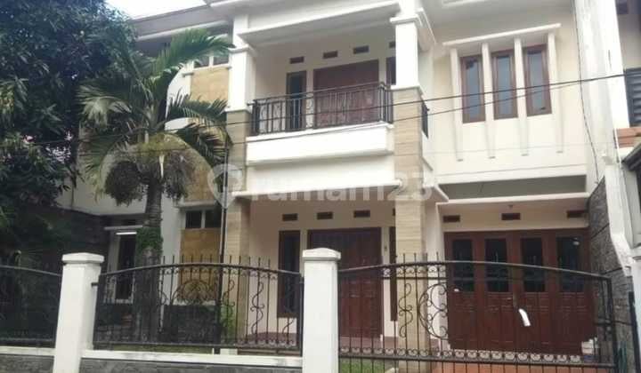 Rumah Lux dan Semi Furnished di Sayap Moh Toha Bandung