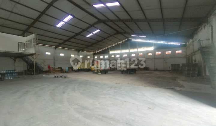gudang lokasi strategis di sayap moch toha