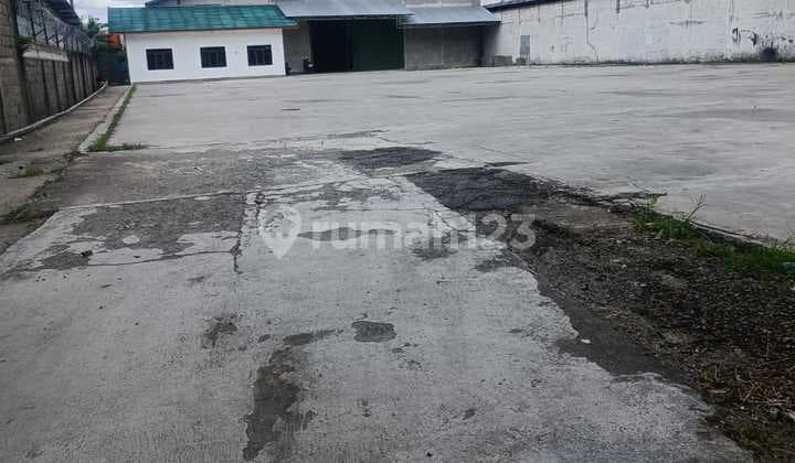 Gudang Siap Pakai di Nanjung Lokasi Strategis