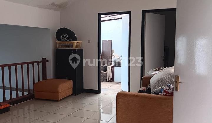 Rumah Siap Huni Terawat dan Nyaman di Mekar Wangi
