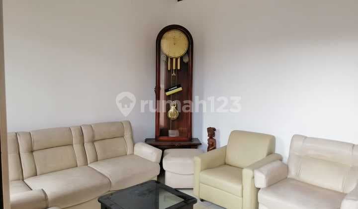 Rumah Modern Minimalis Nyaman di Sayap Pajajaran