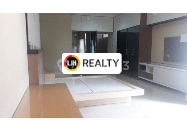 Rumah di Semeru Dalam Semarang