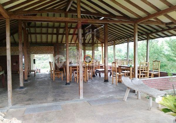 Villa di Pantai Krakal Joglo Yogyakarta