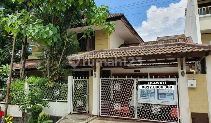 Rumah 2 Lantai Asri dan Siap huni di Cinere, Ew