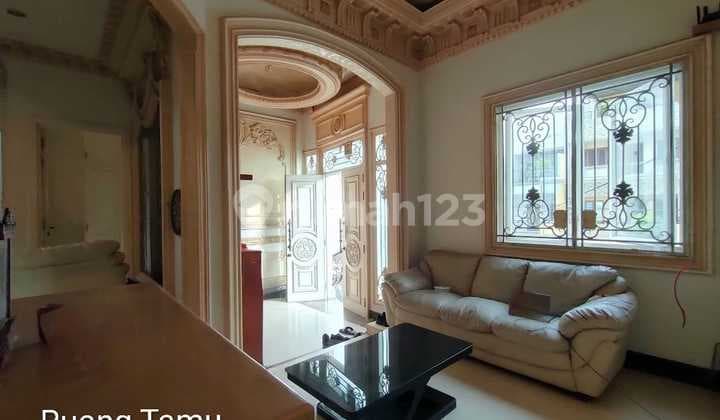 Rumah Mewah 3,5 Lantai Siap Huni di Taman Palem Lestari, Jakarta Barat