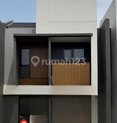 Hunian Nyaman 2 Lantai di Summarecon Crown Gading, Bekasi – Minimalis & Siap Huni!