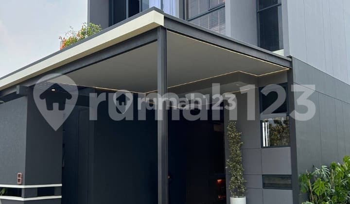 Rumah 4 Kamar Tidur Lokasi Paling Depan Di Park Serpong