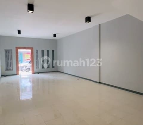 For Rent Fully Renovated, Darmo Park Shop House Mayjen Sungkono