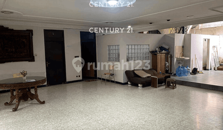 Rumah Tua Hitung Tanah Harga Mendekat NJOP di Pulomas Utara S9650