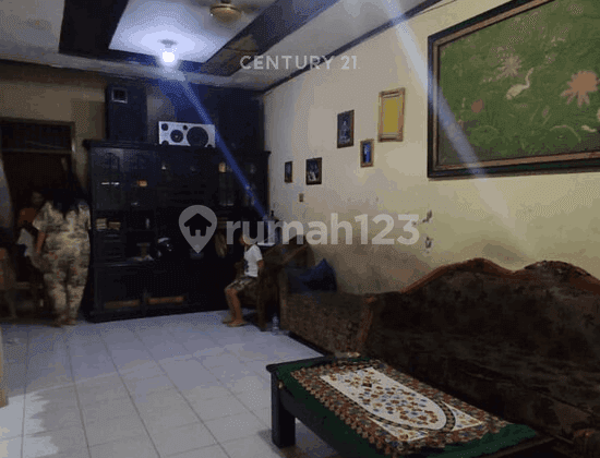 Rumah Tua Hitung Tanah Pinggir Jalan Raya Di Sumur Batu S9100