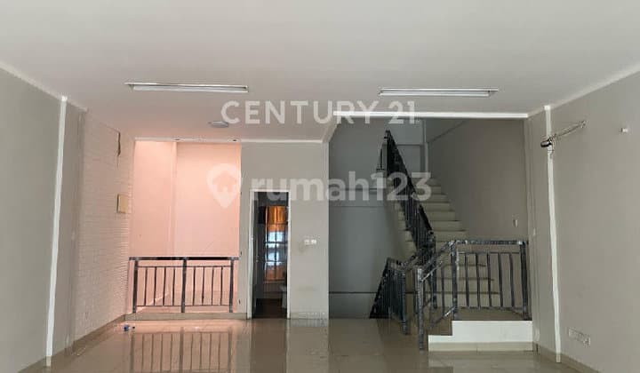 Ruko 4,5 Lantai Kensington Siap Huni, Kelapa Gading Jakut R2348