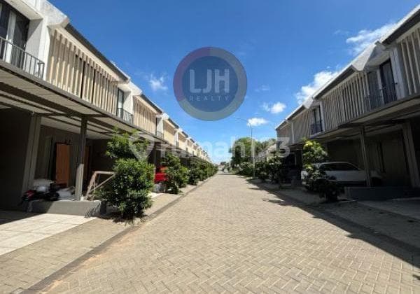 Rumah Grand Wisata Siap Huni, 2 Lantai, Kamar 3, Posisi Pojok, Bisa Cash maupun KPR, Akses Langsung Tol Tambun Grand Wisata Bekasi