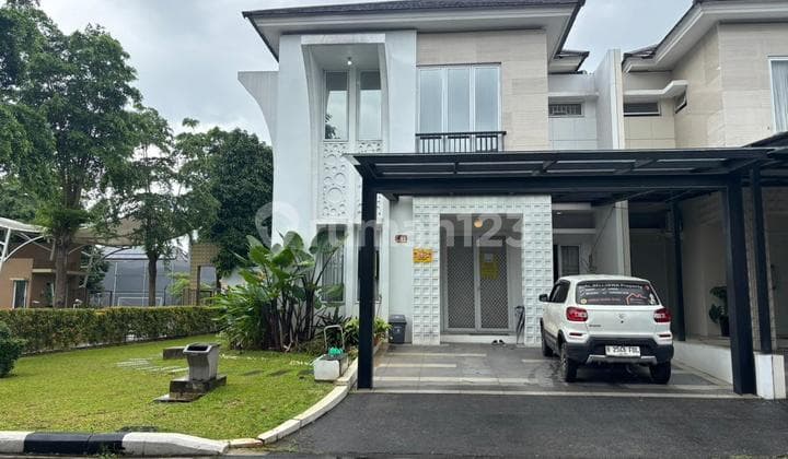 Disewakan Rumah 2 Lantai Posisi Hook Full Furnish Hanya 3 Menit ke Mall Grandwisata