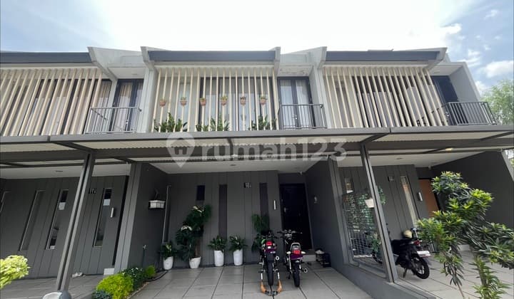 Disewakan Rumah 2 Lantai Z Living Furnished Grandwisata