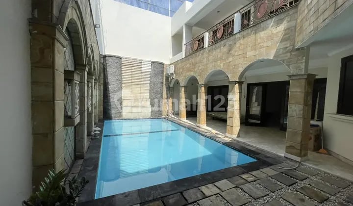 Disewa Rumah Cantik Terawat Pondok Indah