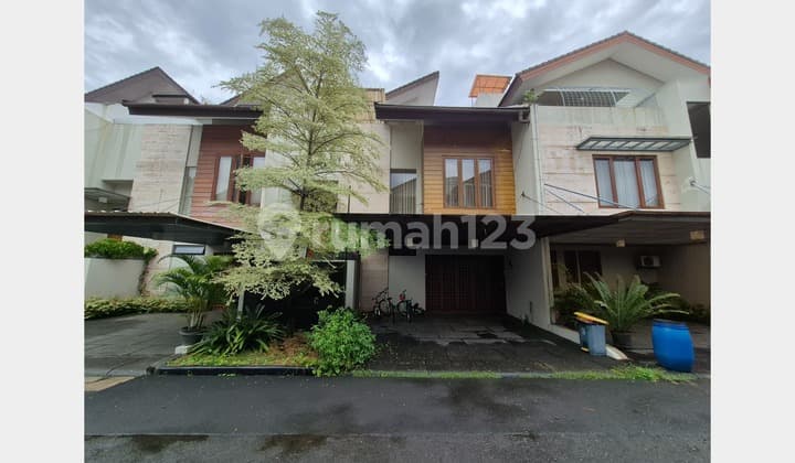 Beautiful Serene Pondok Pinang Townhouse for Quick and Cheap Sale