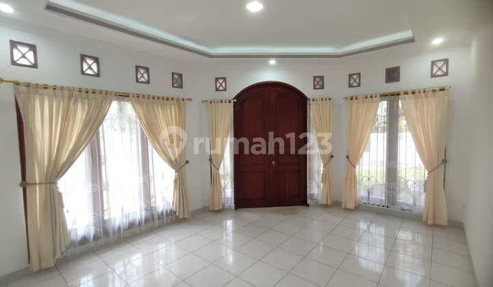 Disewa Murah Rumah Cantik Dekat Sekolah Perancis Cipete