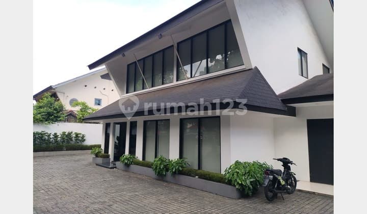 Disewa Cepat Jarang Ada Rumah Heritage Pakubuwono