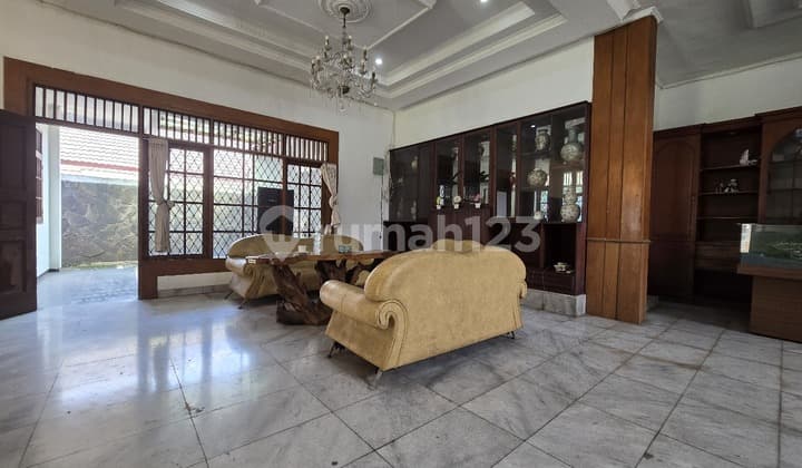Quick Sale Well-Maintained Classic House in Cipinang Melayu