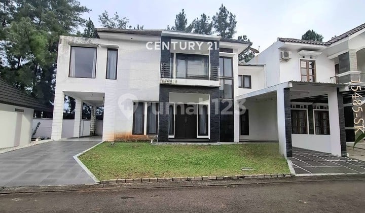 For Sale Ready-to-Occupy House in Versailles BSD City