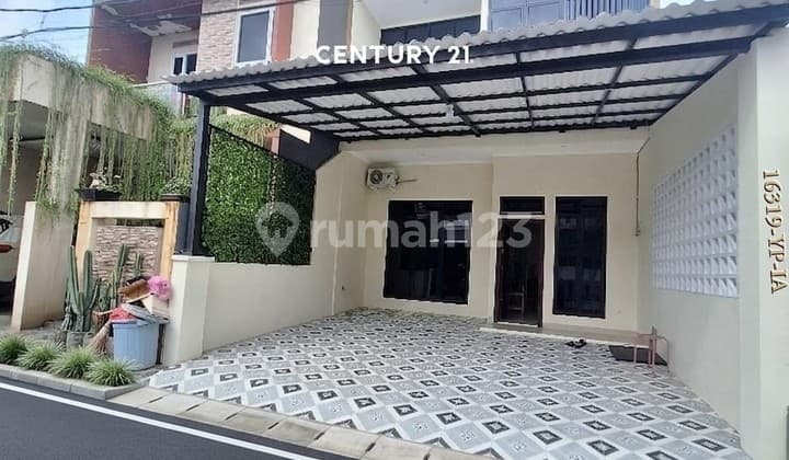 Rumah Baru Siap Huni Semi Furnished Dijual Cepat di Bukit Dago