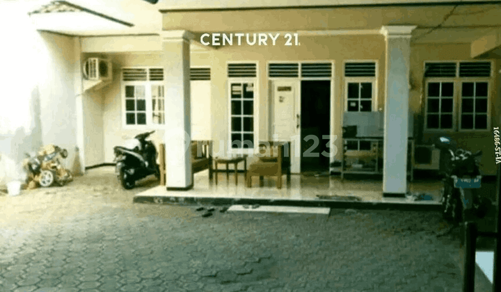 For Sale: Boarding House and Mini Shophouse in the Elite Kemang Area, Jakarta