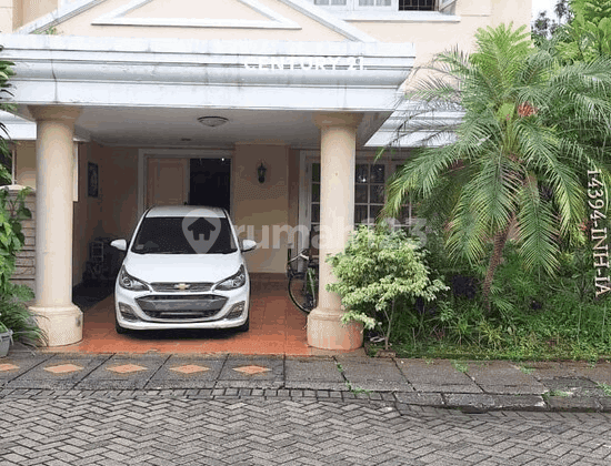 Rumah Siap Huni Asri Hook di Area Rempoa Ciputat