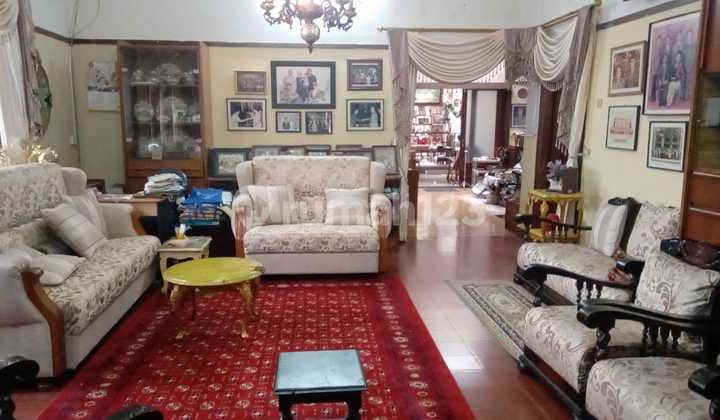 Residential House in Sukajadi Wing - Scenic Location - in the City Center